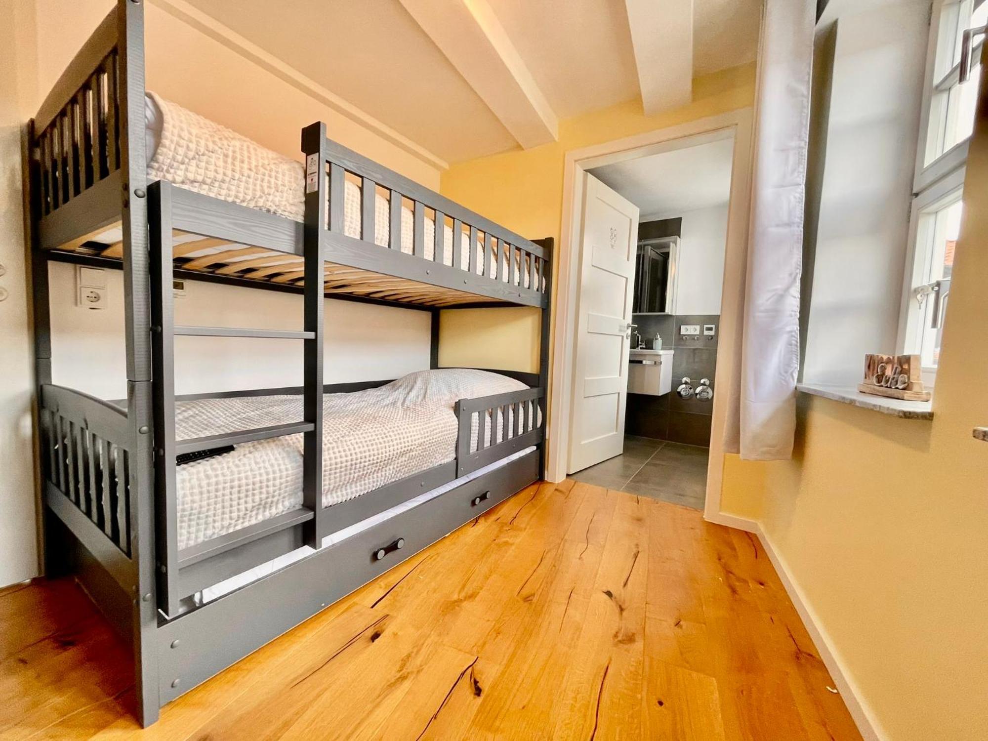 Homelikestay: Ferienwohnungen - Wernigerode - Wlan - Bestlage - Liebevolle Einrichtung エクステリア 写真